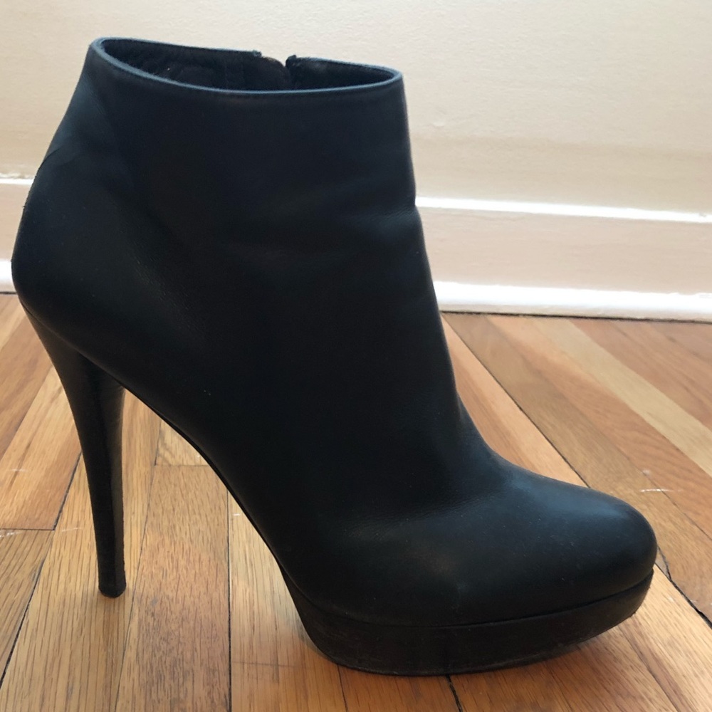 Stuart Weitzman black leather booties